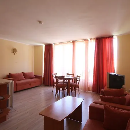 Apartament New Estate In Victoria *